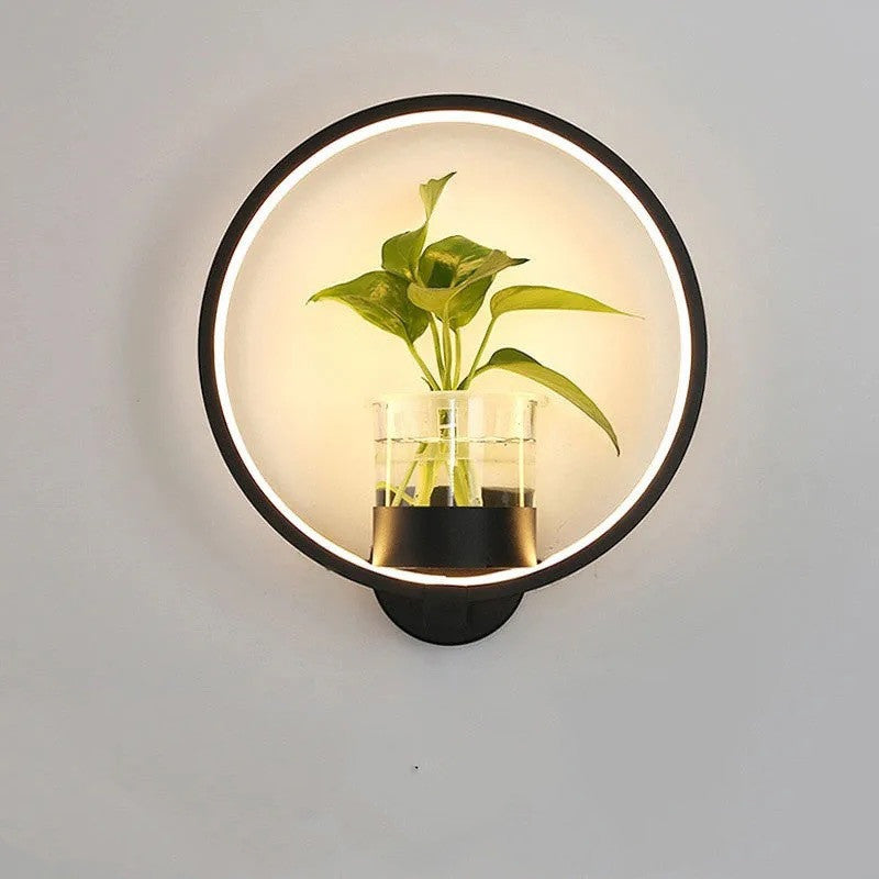 Einzigartige Ambient-Wandbeleuchtung für Wohnräume mit Pflanzenhalter | Sargos NUMENCE Wall Lighting