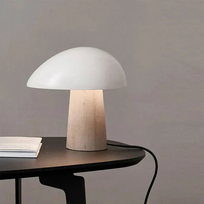 Moderne Minimalistische Tischlampe mit Holzfuß | Alanor NUMENCE Table Lamp