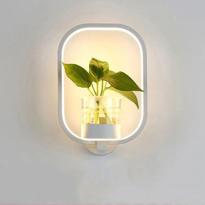 Einzigartige Ambient-Wandbeleuchtung für Wohnräume mit Pflanzenhalter | Sargos NUMENCE Wall Lighting