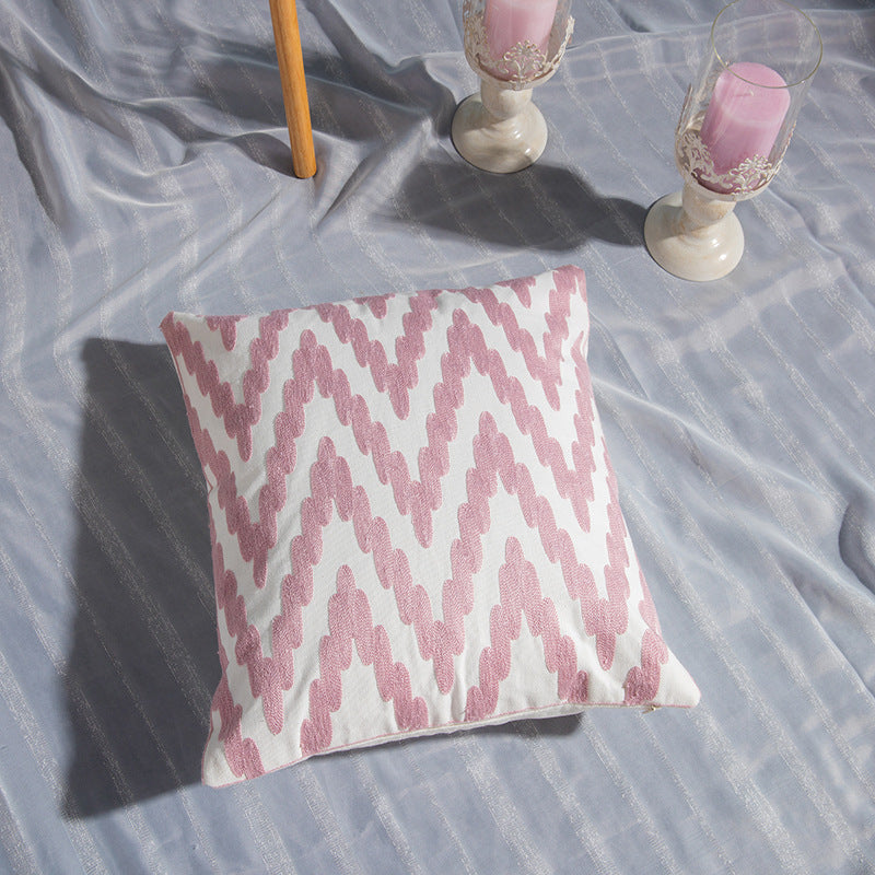 Geometrisches Baumwollkissenbezug mit Stickerei | Alisia NUMENCE Pillowcase