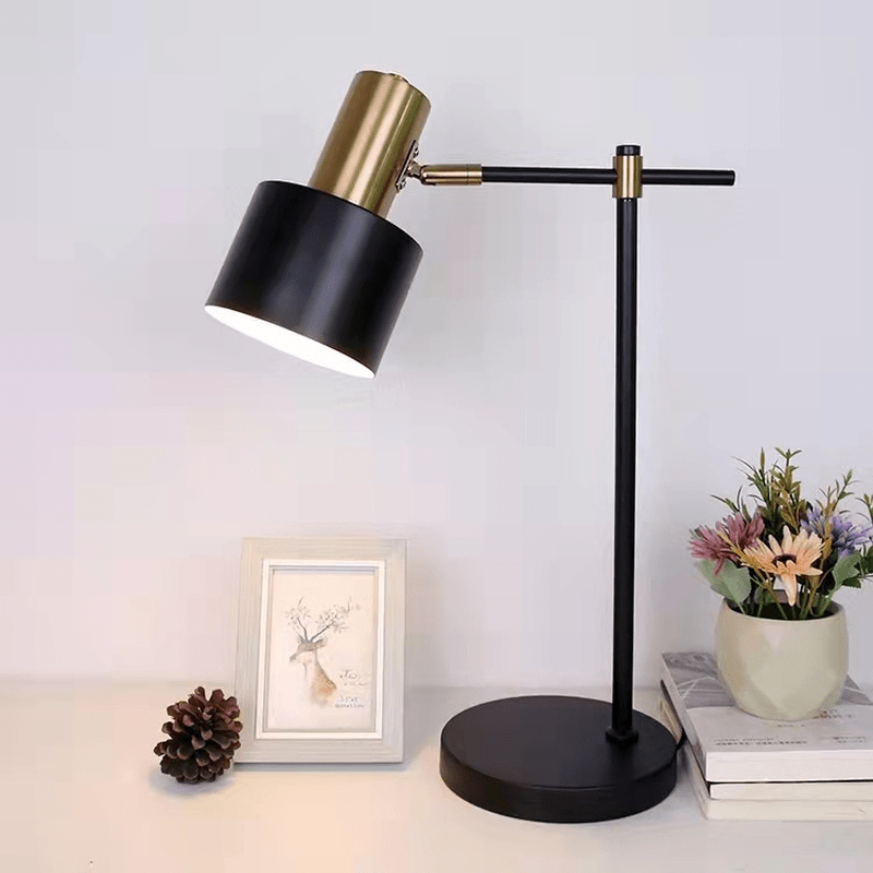 Moderne Tischlampe mit kabellosem Ladegerät – Elegantes & Funktionales Design | Haster NUMENCE Table Lamp